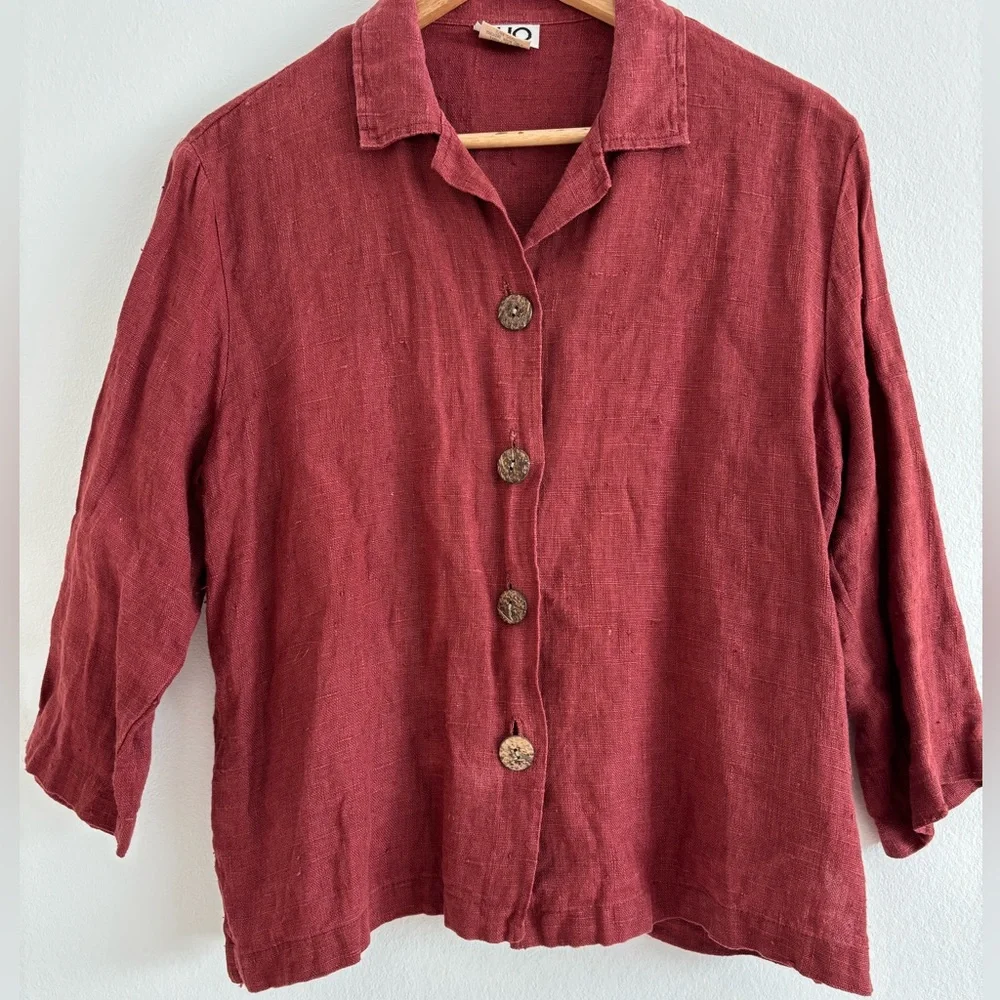 Clio Petites Burgundy Linen Blouse - Picture 4 of 6